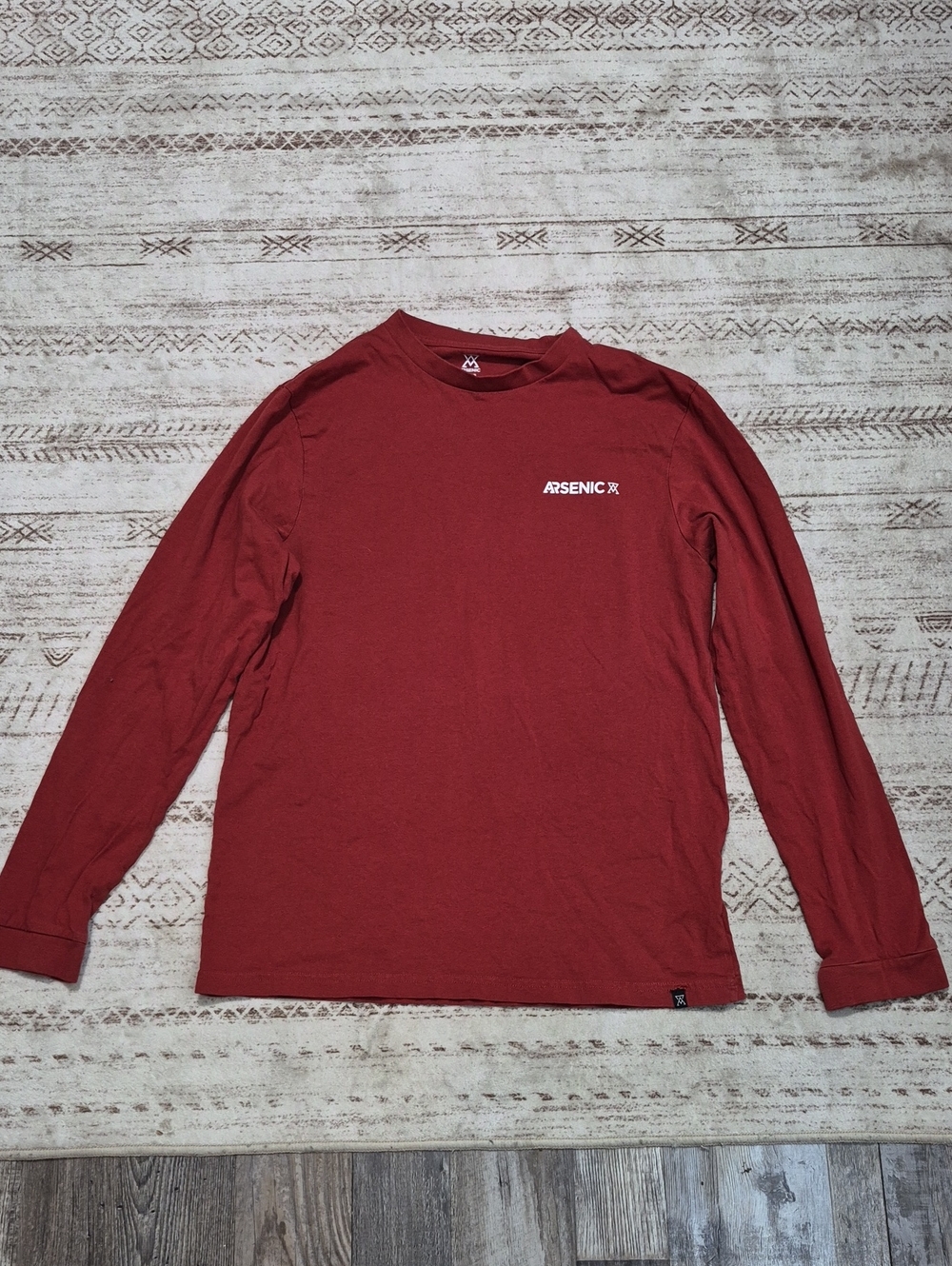 Long-Sleeve Crewneck Tee in Brick Red